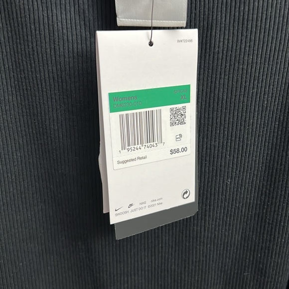 Nike Women's Sportswear Essential Ribbed Dress - Picture 5 of 6